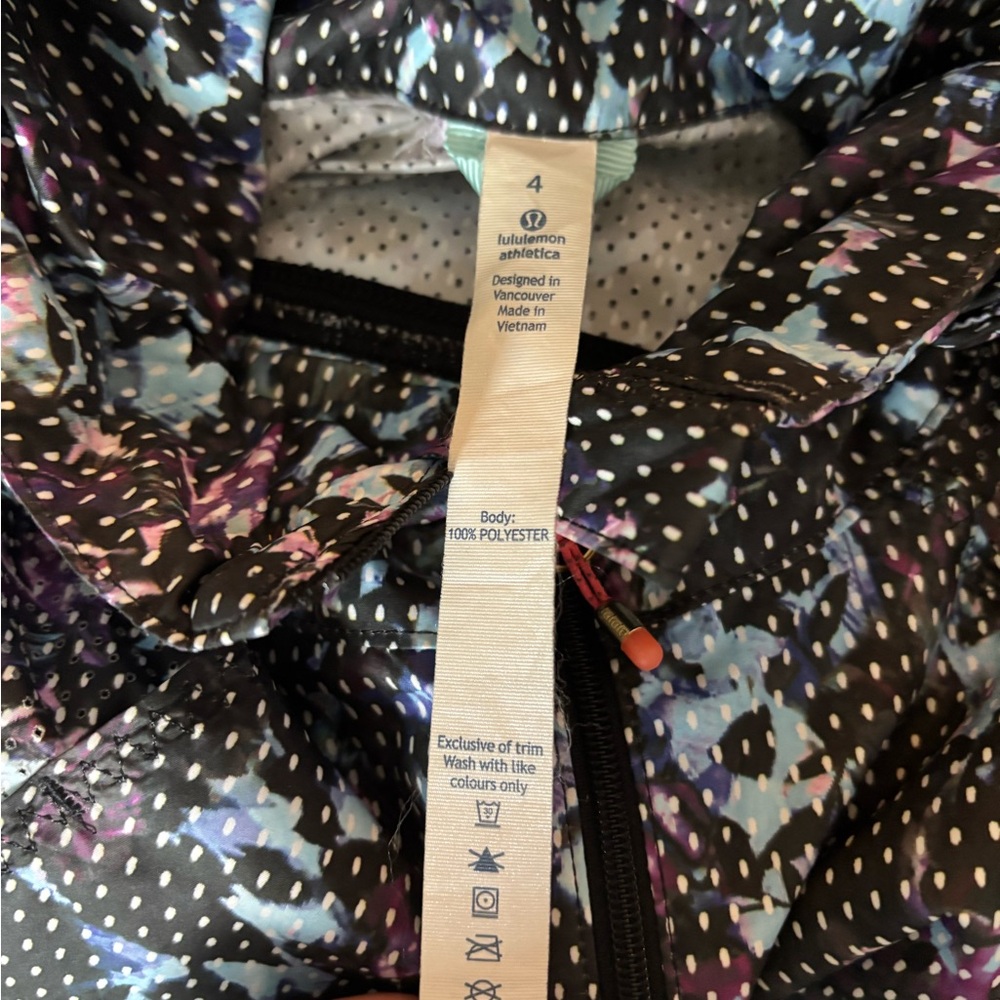 Lululemon Back Pack It Jacket Running Lightweight… - image 4